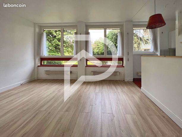 Studio 1 pièce 24 m²