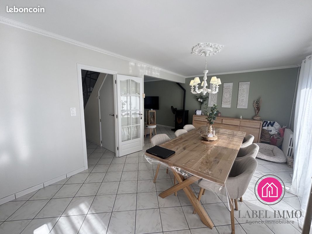 Maison 5 pièces 95 m² · à Saint-Saulve · 95 m² · 230 000 €