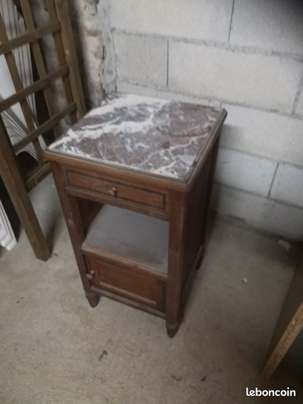 Table de chevet (image 1)