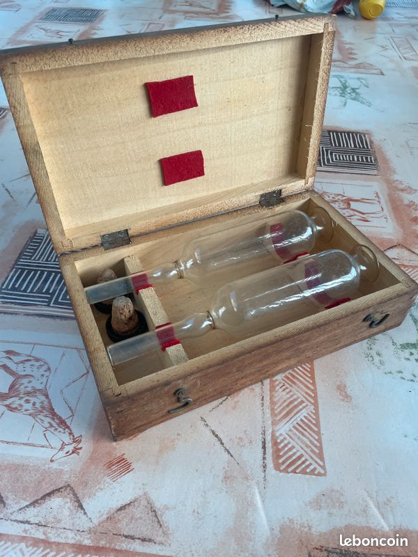Niveau à eau en verre (image 1)