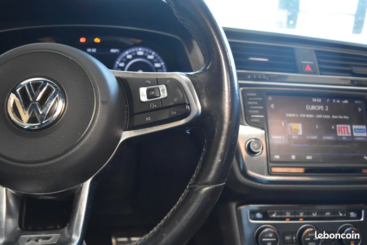 Volkswagen tiguan 2.0 tdi 150 dsg7 r-line (image 24)