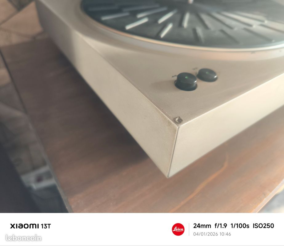 Platine Vinyle Akai AP-001C - Pour Pièces Ou Réparation - S'allume Mais Ne Tourne Pas