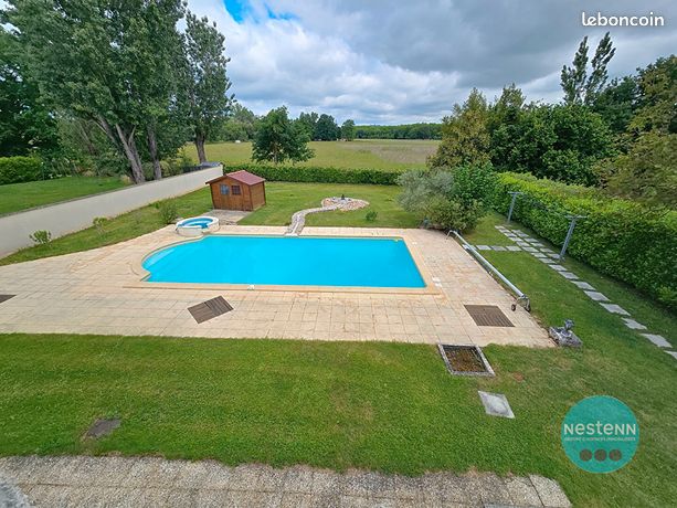 Propriété 5 pièces 140 m²