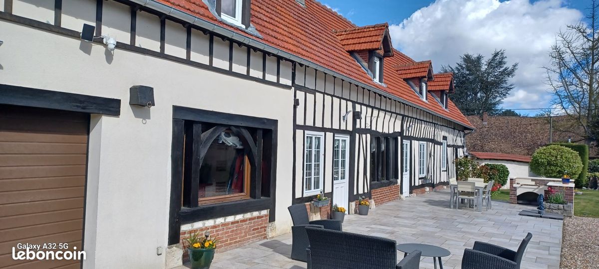 Maison 6 pièces 150 m² · à Ecquetot · 150 m² · 299 000 €