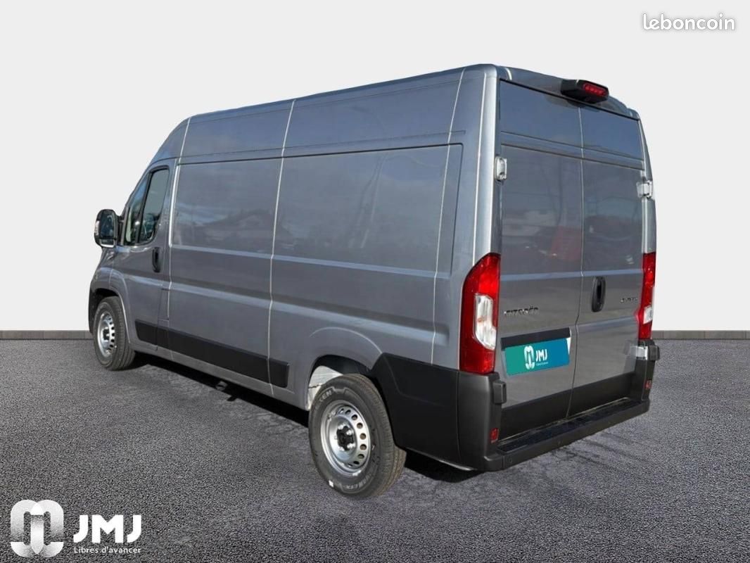Citroën Jumper FOURGON TOLE 35 L2H2 140 S&S BVA8 (image 7)