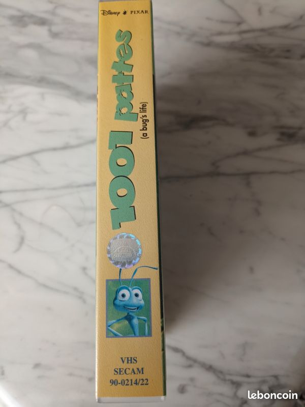 Que cette VHS mille et une pattes Disney Pixar (image 2)