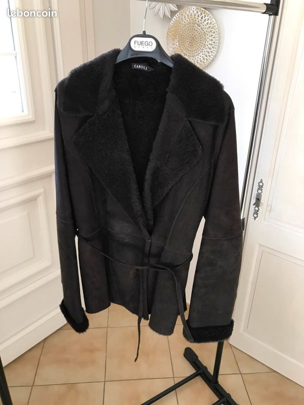 Blouson noir avec capuche amovible taille Xl (image 3)