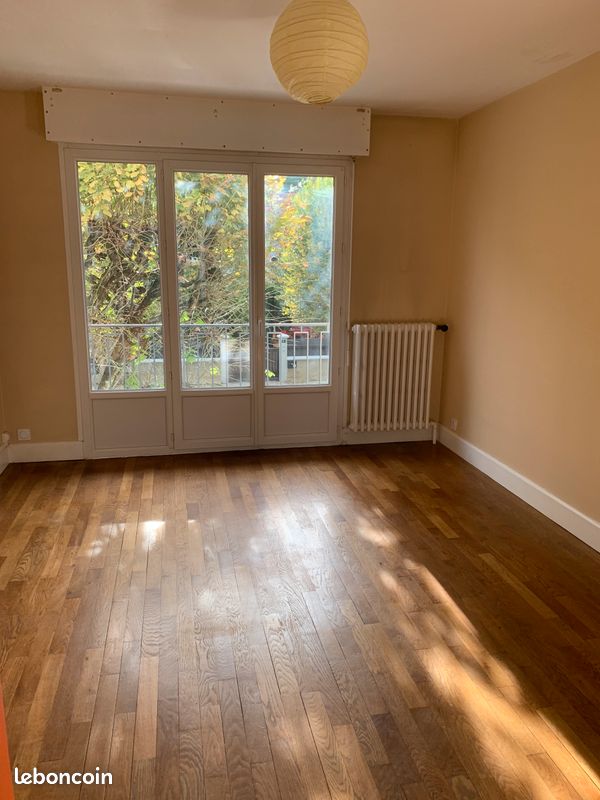 Appartement 3 pièces 56 m² · à Moulins · 56 m² · 550 €/mois