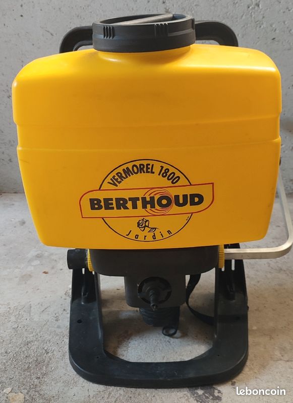 Pulvérisateur BERTHOUD (image 1)