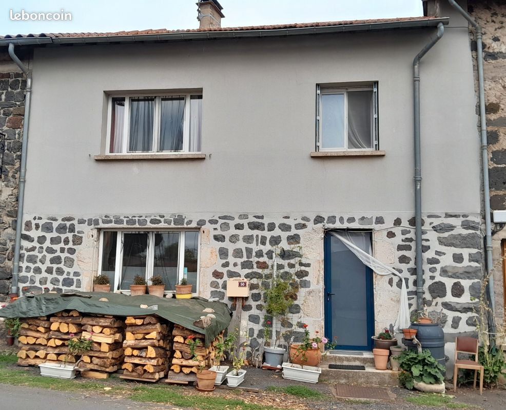 Maison 7 pièces 160 m² · à Le Brignon · 160 m² · 110 000 €