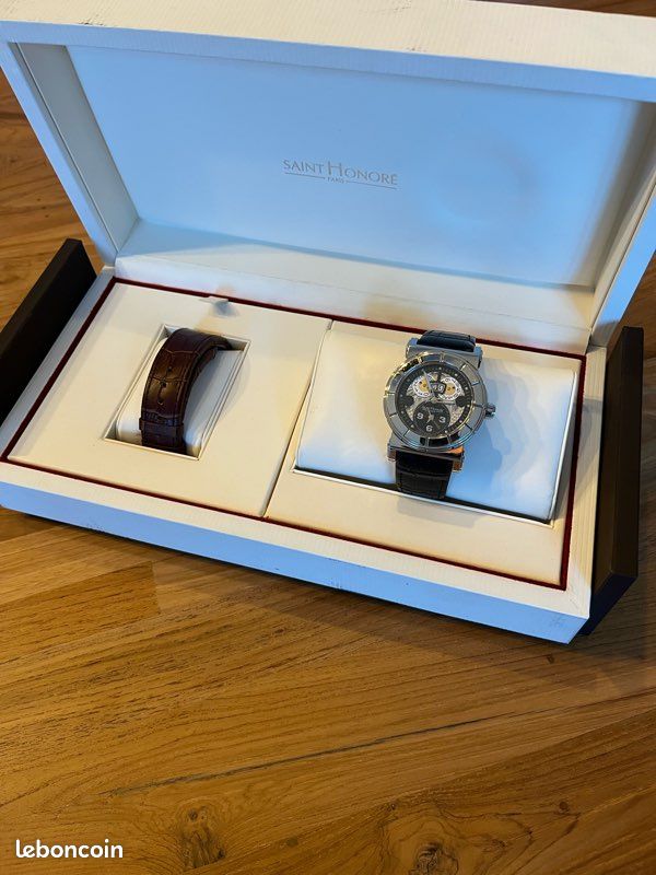 Montre Bracelet Saint Honoré Paris Automatique Avec Date - Modèle Ancien Avec Boîte P1660 - Occasion