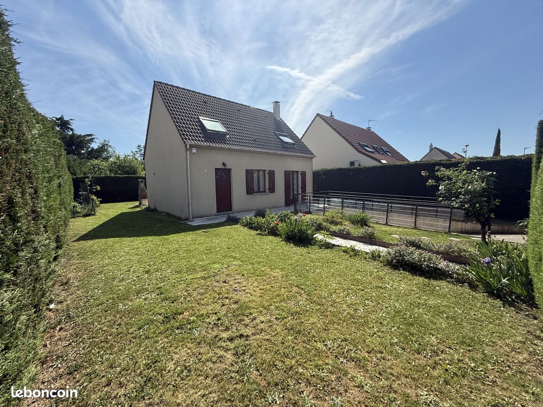 Maison 5 pièces 93 m² · à Villepinte · 93 m² · 340 000 €