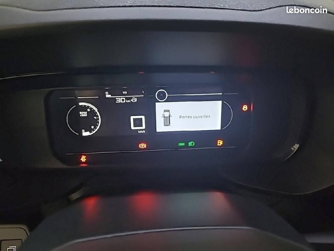 Citroën Berlingo VAN M DIESEL 100 CH MANUELLE (image 10)