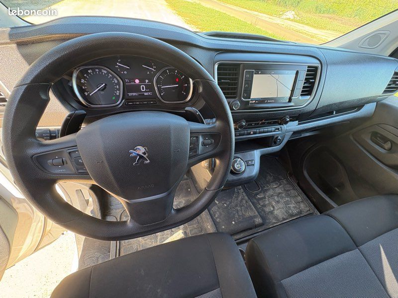 Peugeot Expert XL 2.0L 145cv Boîte Auto EAT8 (image 5)