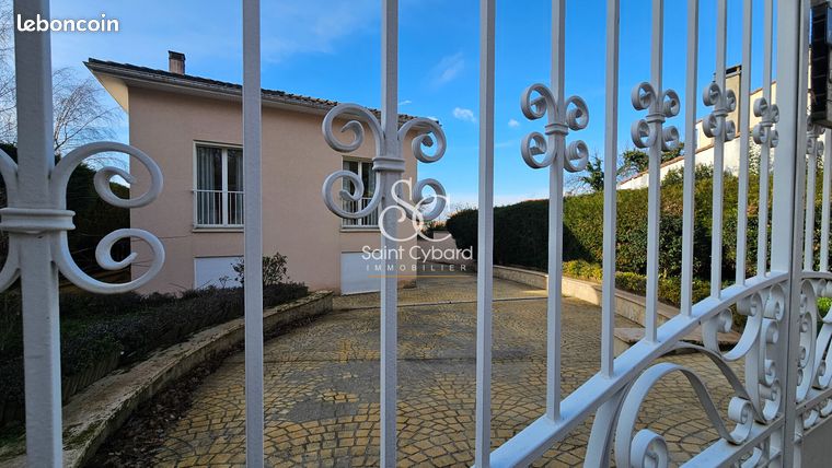 Maison 10 pièces 293 m²