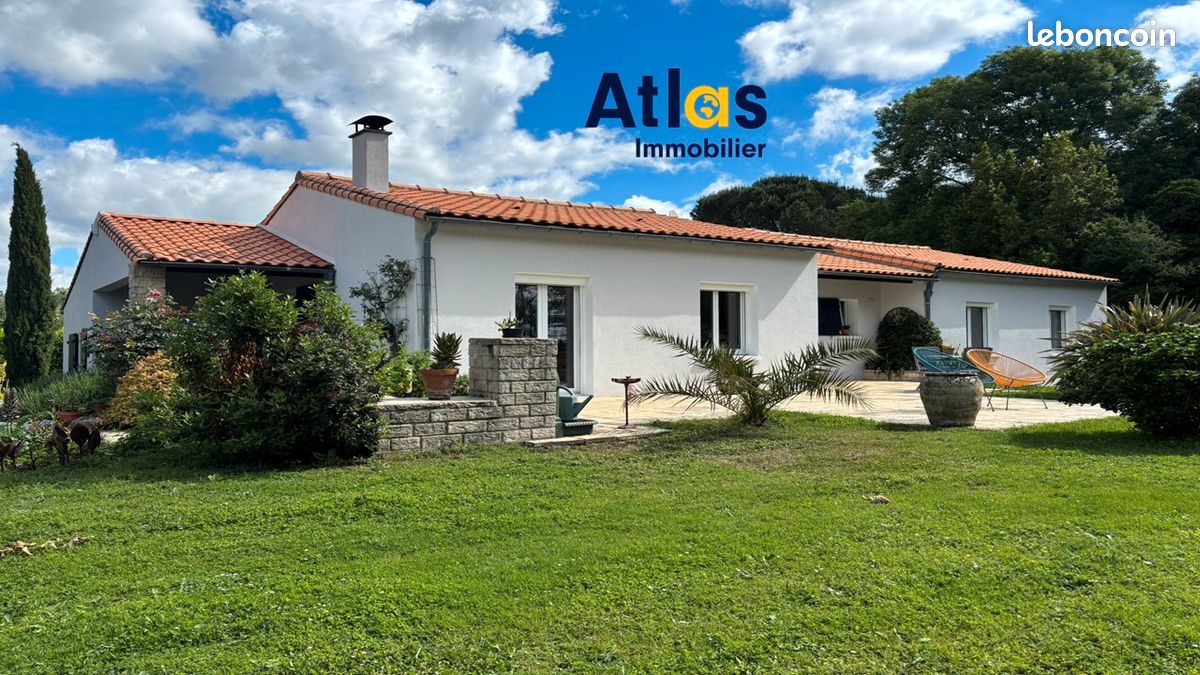 Maison 7 pièces 155 m² · à Vouillé · 155 m² · 379 000 €