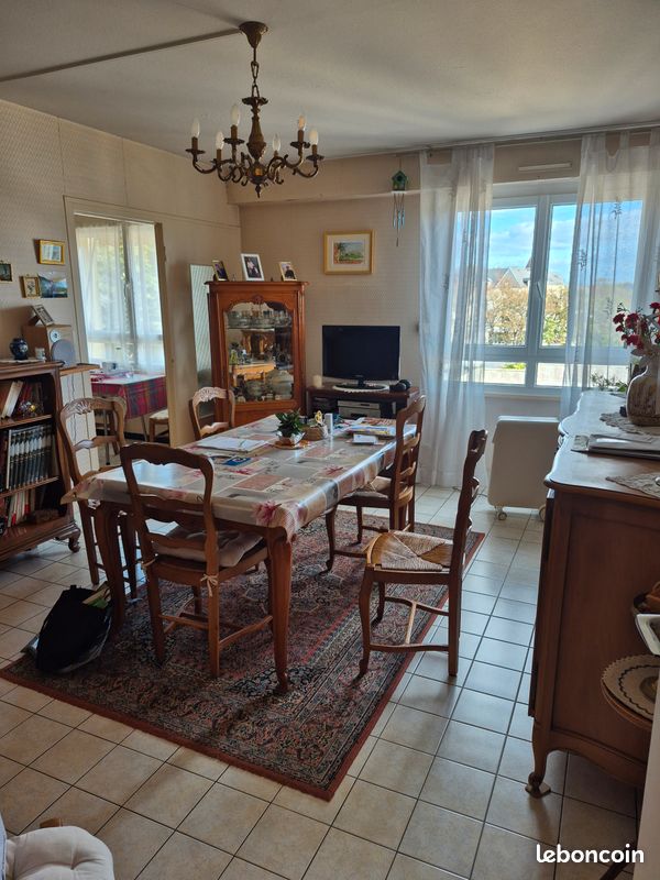 Appartement 4 pièces 100 m² · à Vierzon · 100 m² · 55 000 €