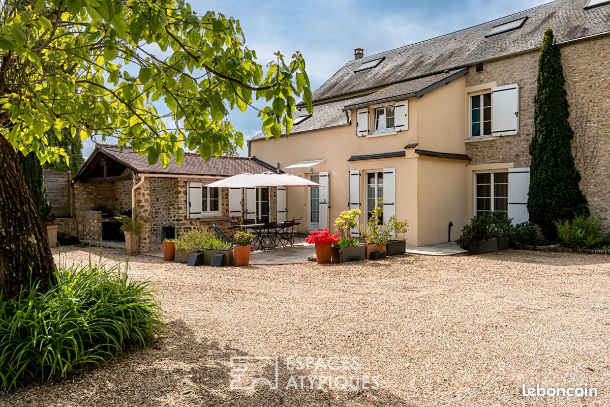 Maison 8 pièces 204 m² · à Les Essarts-le-Roi · 204 m² · 645 000 €