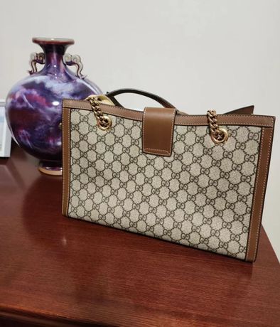 Sac bandoulière Gucci Suprême GG 402620 d'occasion