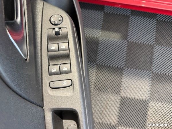 Opel CORSA 1.2 TURBO 130CH GS LINE BVA (image 7)