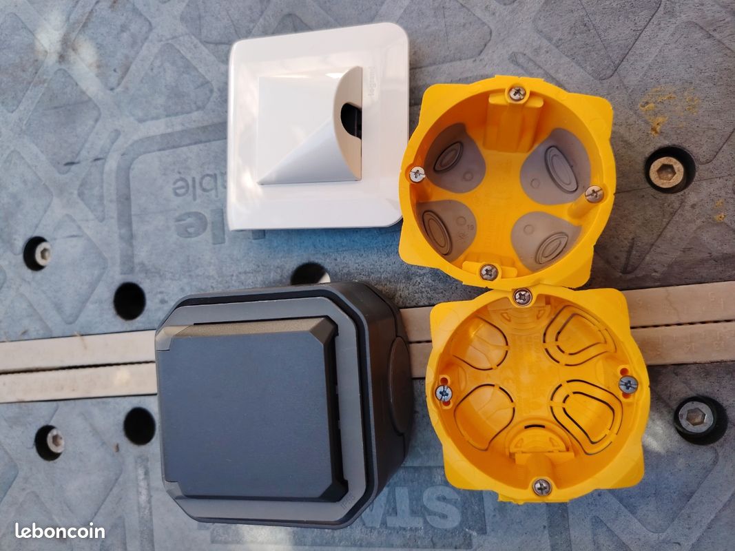 Lot électrique (image 2)