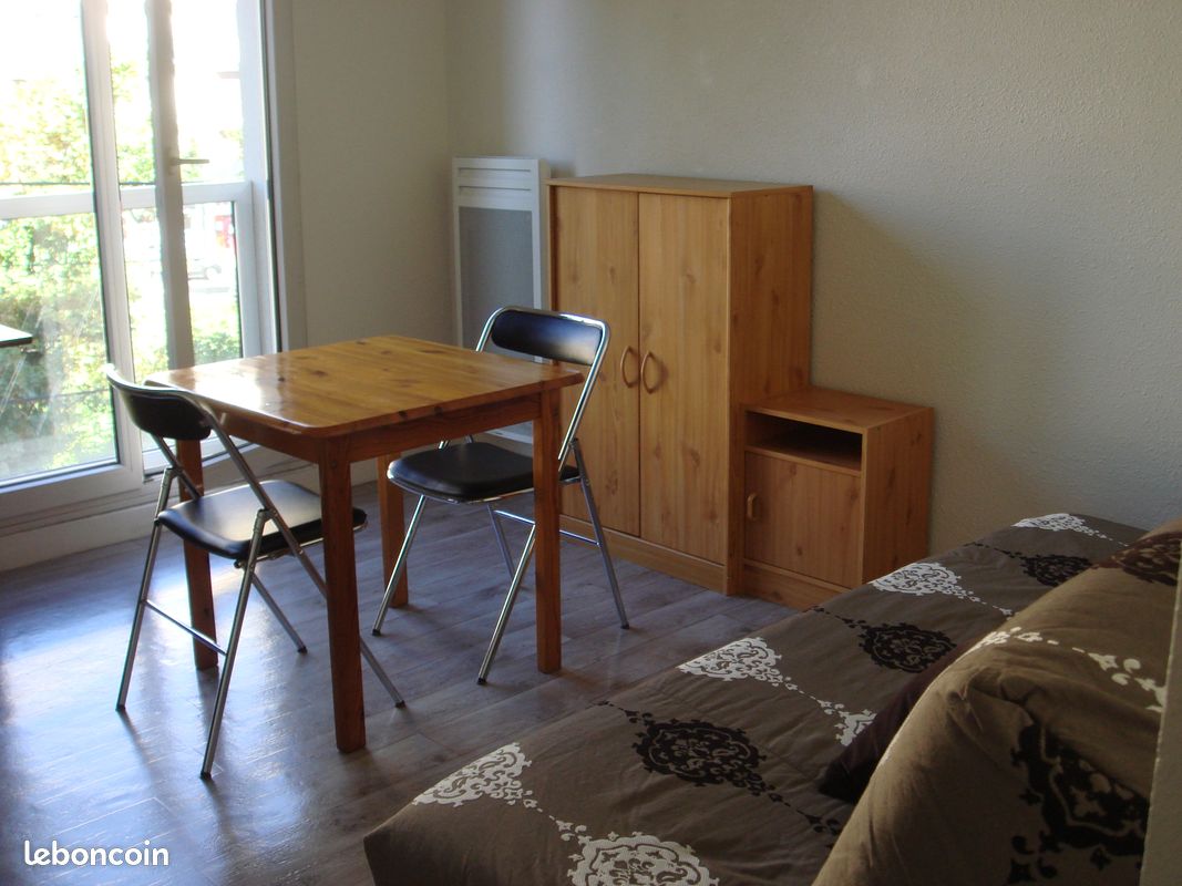 Appartement 1 pièce 23 m² · à Clermont-Ferrand · 23 m² · 390 €