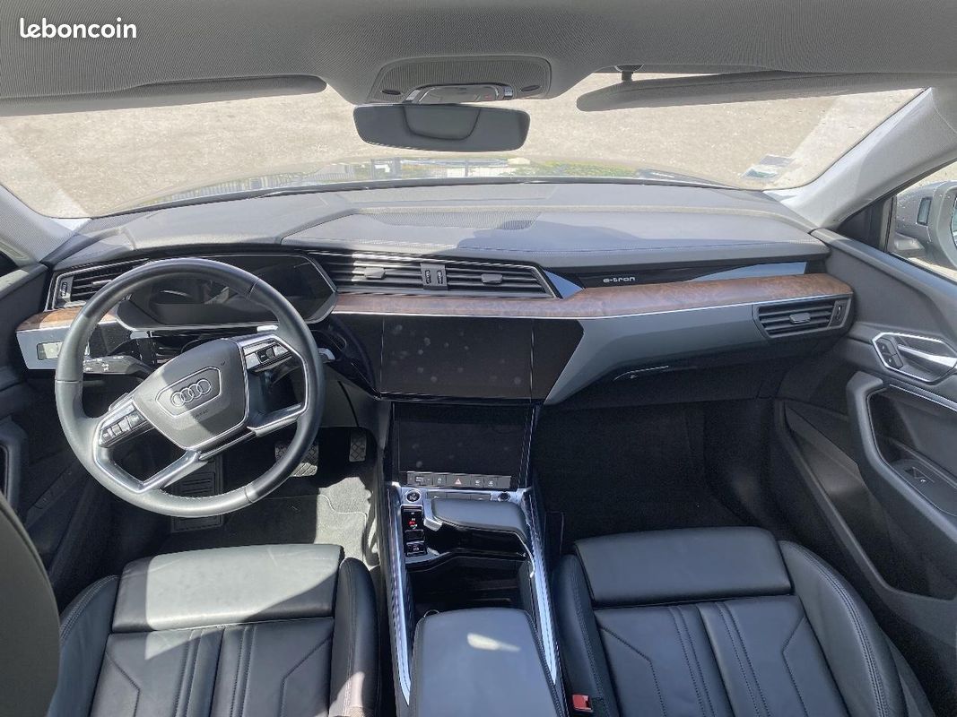 AUDI Q8 E-TRON 55 408 avus quattro (image 9)