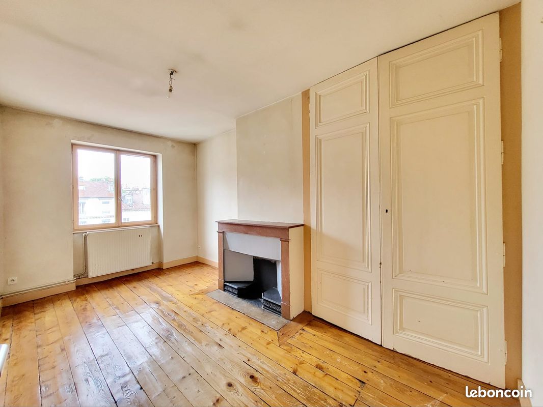 Appartement 3 pièces 61 m² · à Lyon · 60,6 m² · 250 000 €