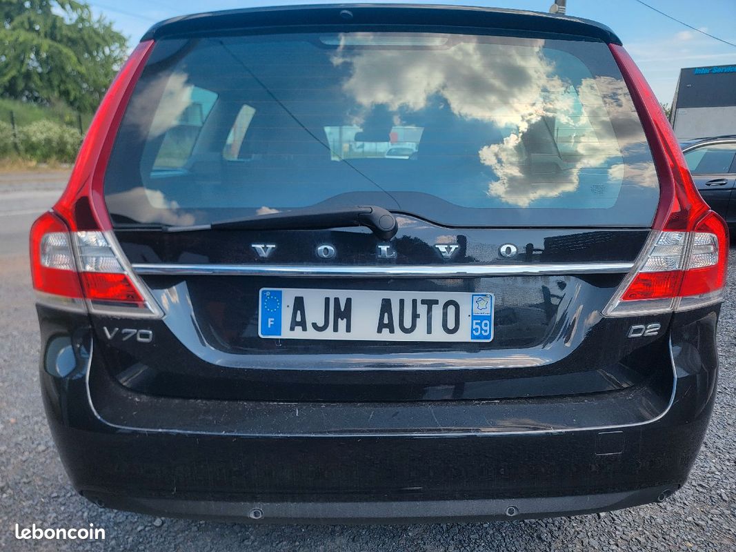 Volvo v70 2l diesel 120ch 2016 (image 4)
