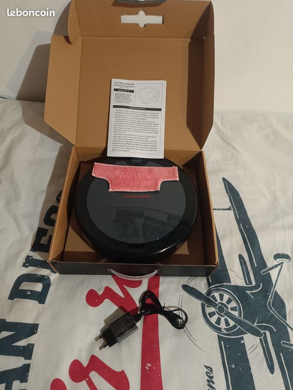Robot aspirateur (image 1)