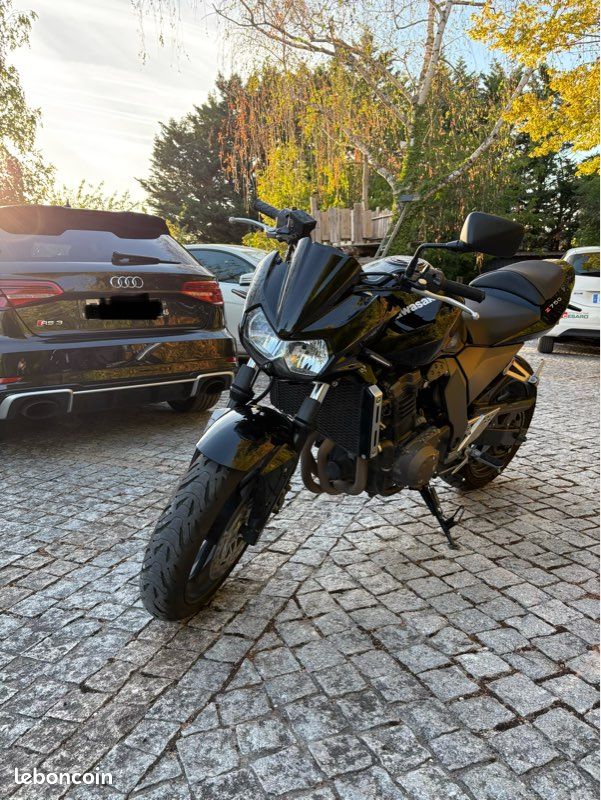 Kawasaki Z750 (image 1)