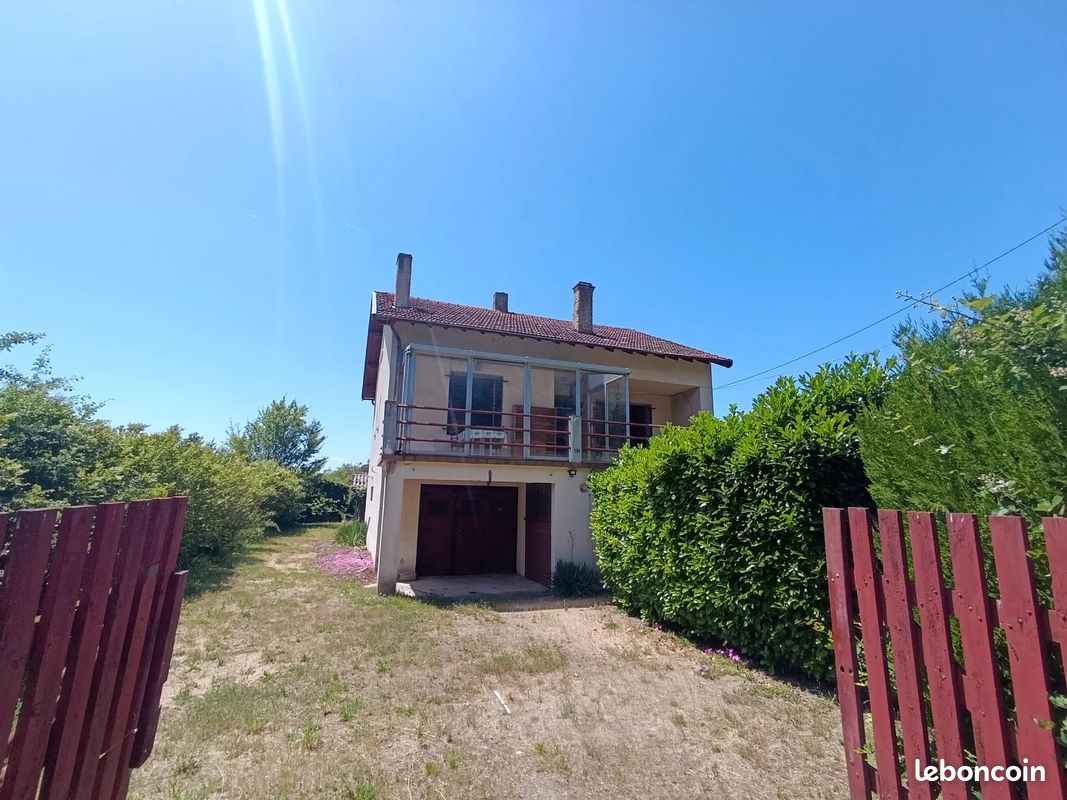 Maison 4 pièces 87 m² · à Saint-Just-Saint-Rambert · 87 m² · 160 000 €