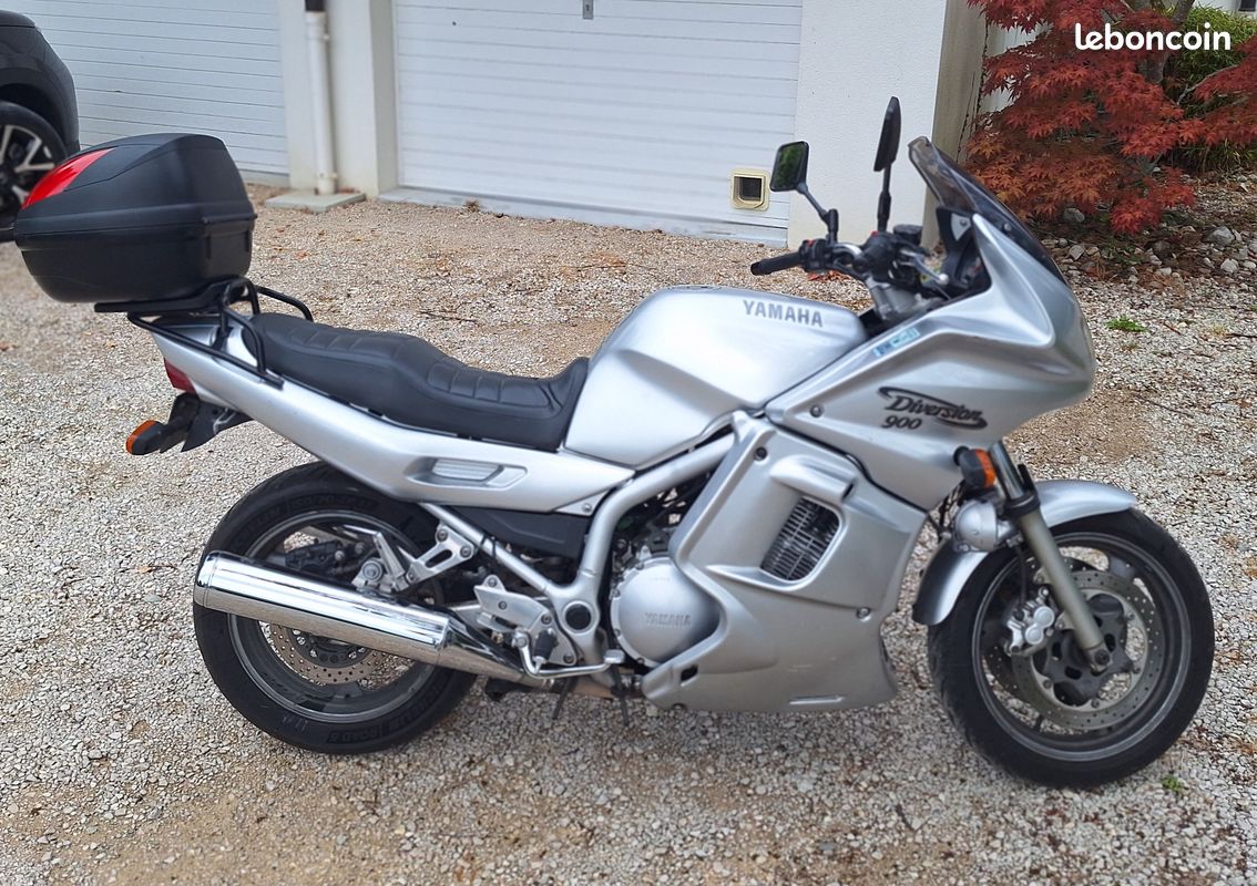 Moto 900 diversion (image 1)