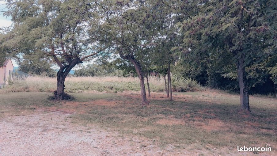 Terrain 1000 m² · à Cambounet-sur-le-Sor · 1 000 m² · 60 000 €
