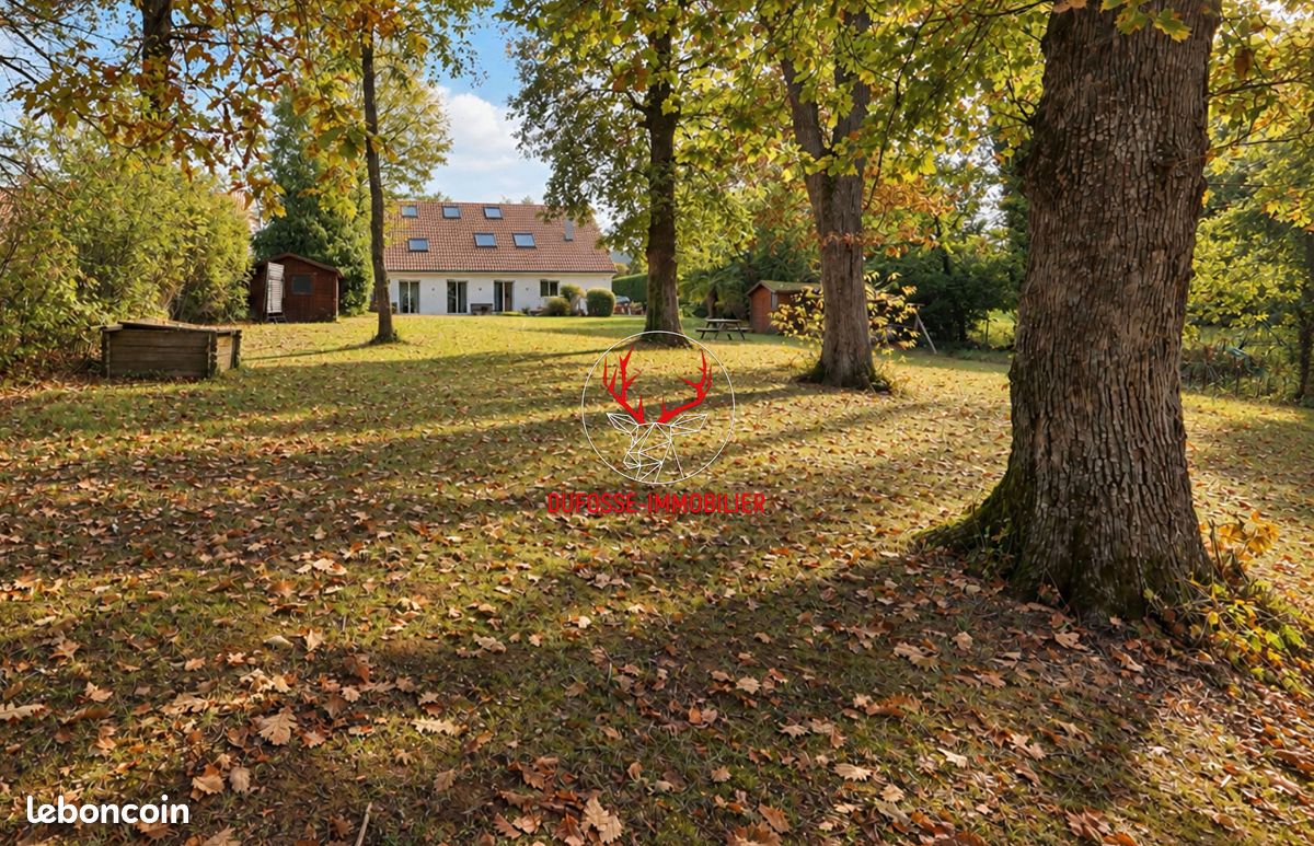 Maison 6 pièces 240 m² · à Lissieu · 240 m² · 720 000 €