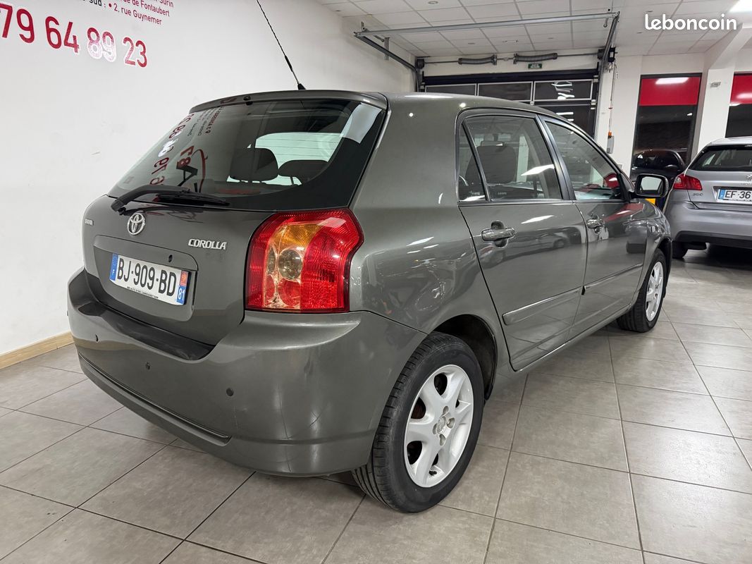 TOYOTA COROLLA 1.4 D-4D 90 Ch BOITE AUTOMATIQUE LCA87 (image 3)