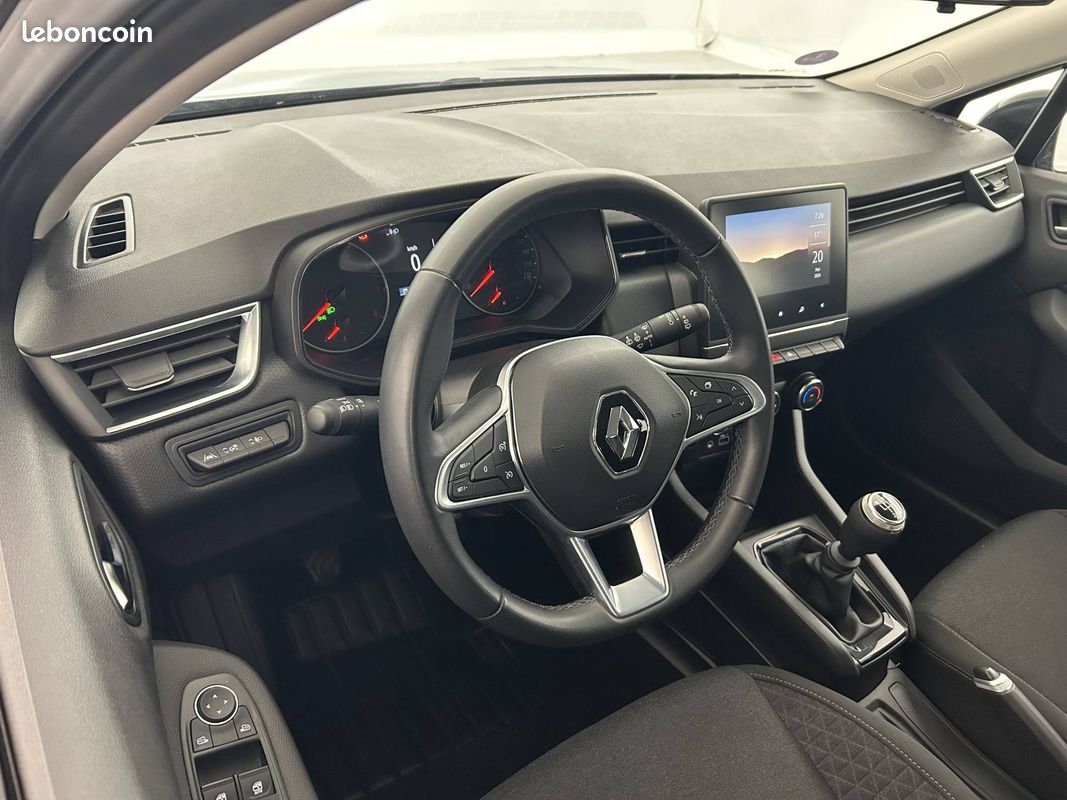 RENAULT Clio TCe 90 Equilibre (image 10)