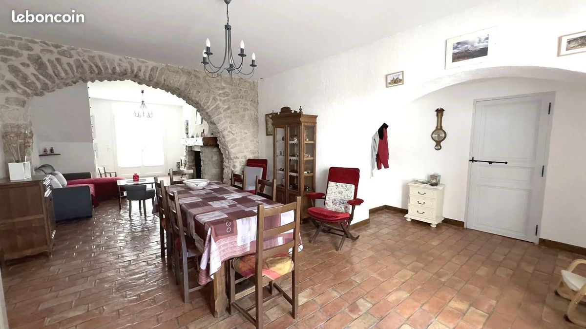 Maison de village 10 pièces 275 m² (image 3)