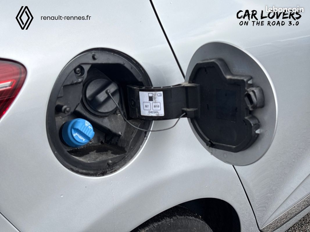 RENAULT Clio Blue dCi 100 Evolution (image 16)