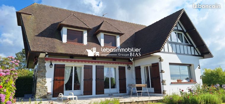 Maison 10 pièces 280 m²