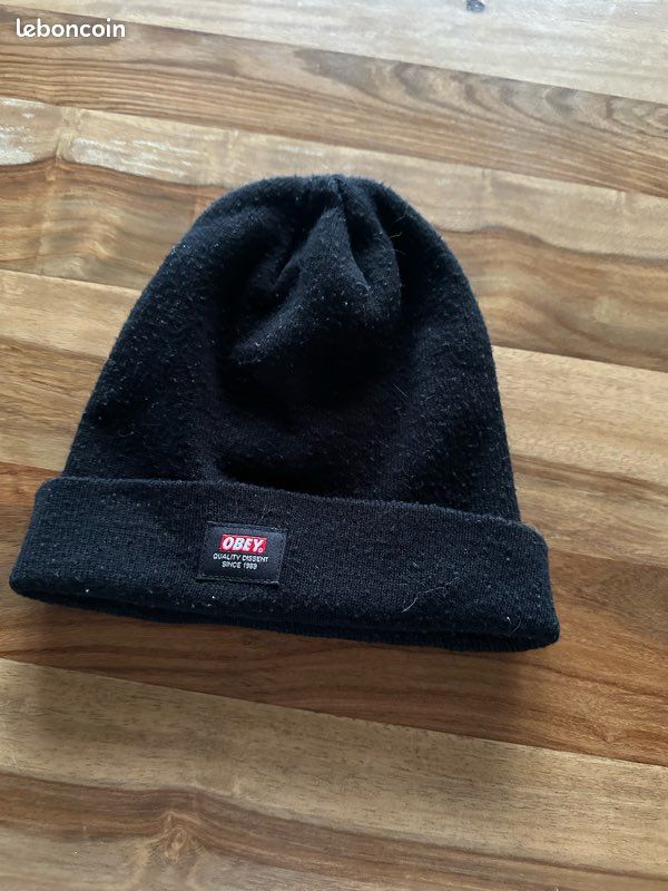 Bonnet Obey (image 1)