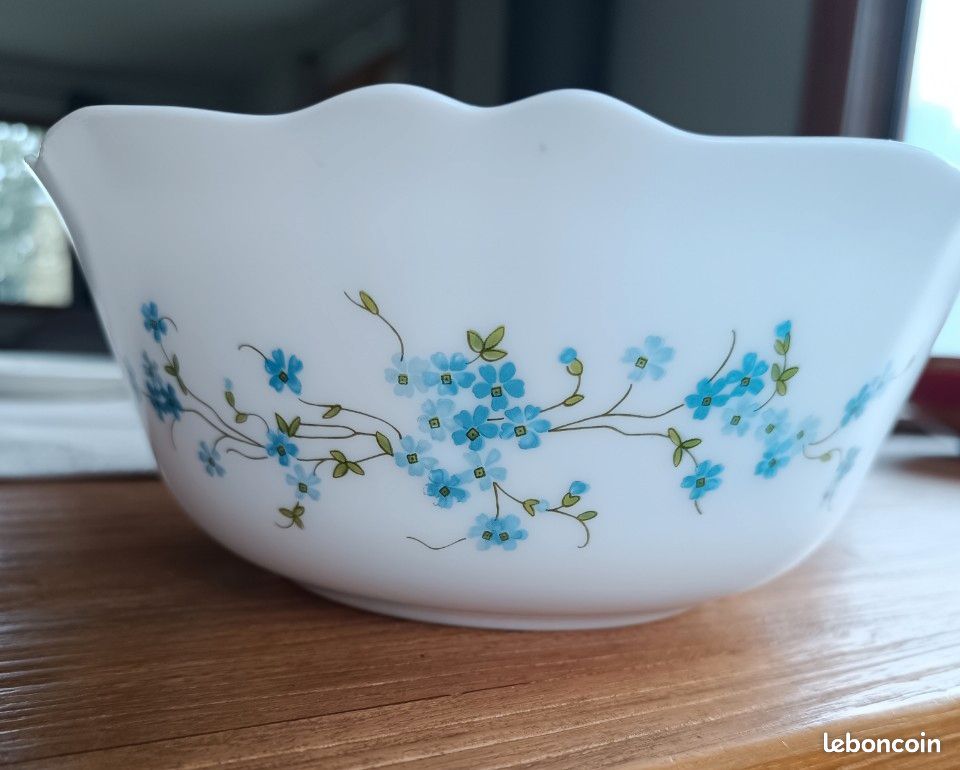 ANCIEN SALADIER MARGUERITE en arcopal vintage Années 1970 EUR 5,50 - PicClick FR