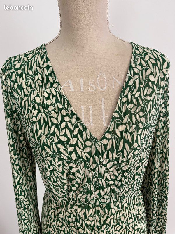 Robe longue légère manches longues Marque Mango Taille S (image 2)