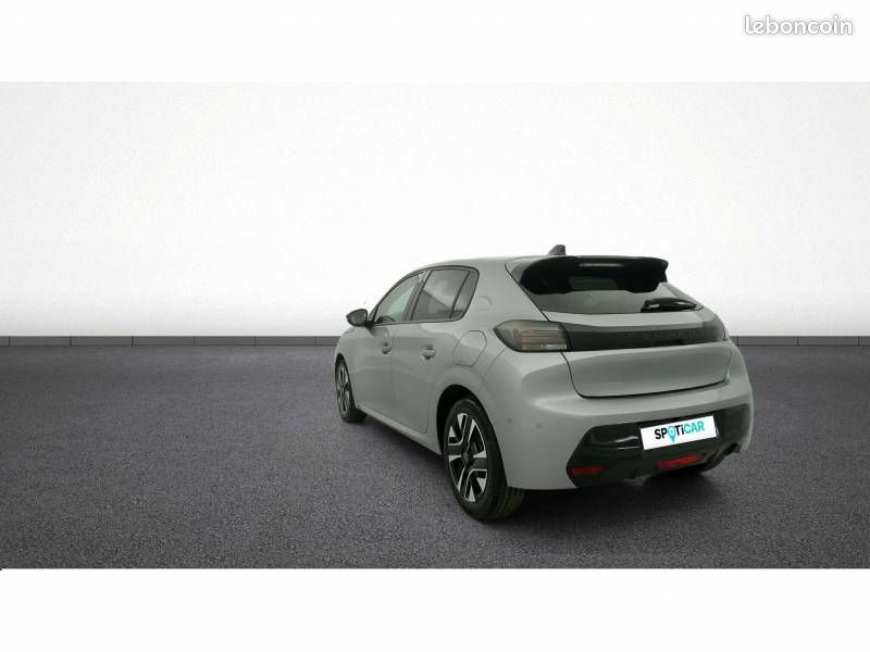 Peugeot 208 100 S&S BVM6 Allure (image 6)