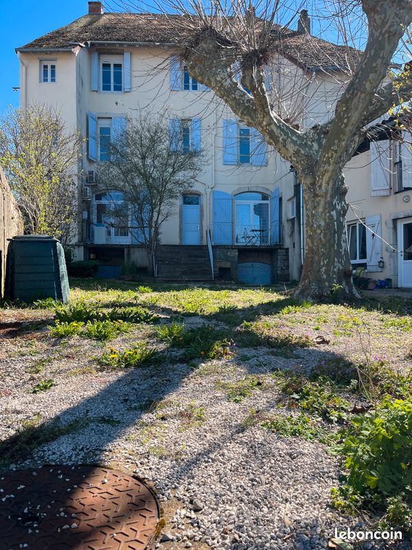 Appartement 3 pièces 50 m² · à Cousance · 50 m² · 490 €