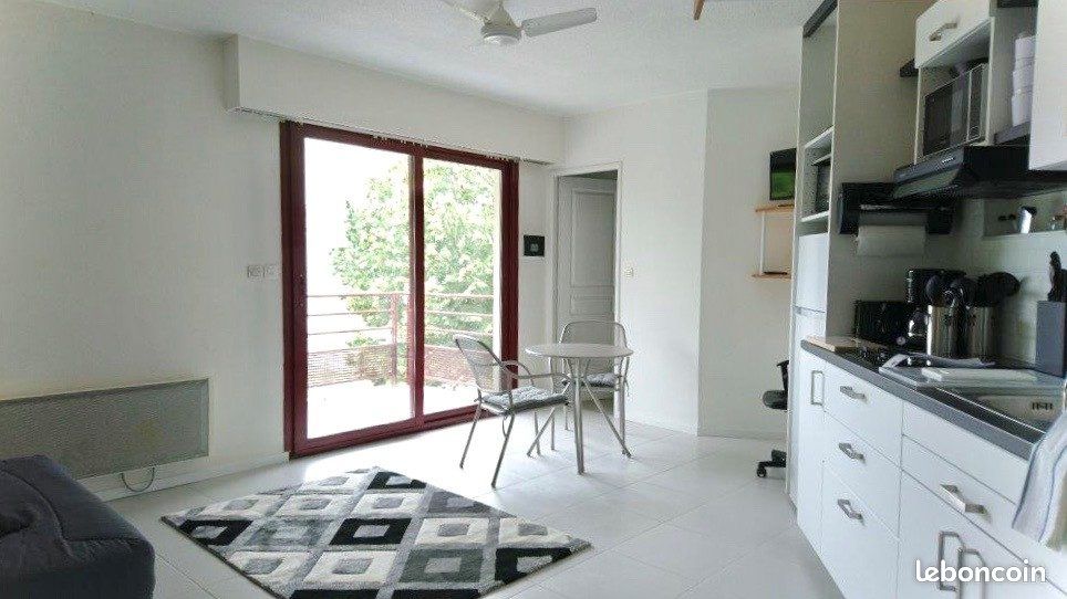 Appartement 1 pièce 24 m² · à La Rochelle · 24 m² · 696 €