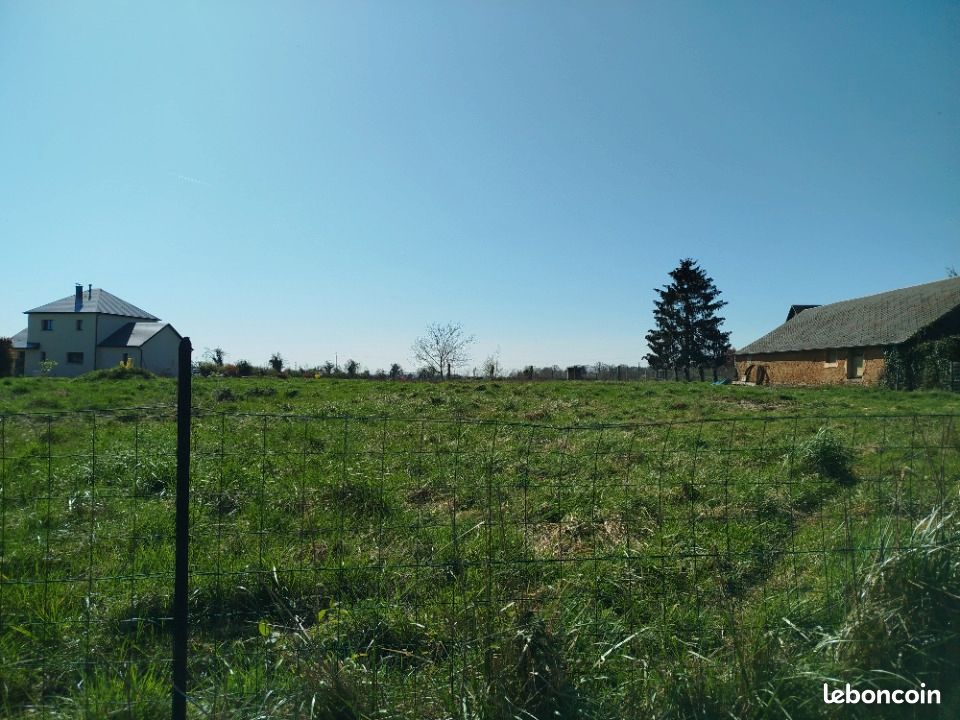 Terrain 1000 m² · à Claville · 66 000 €