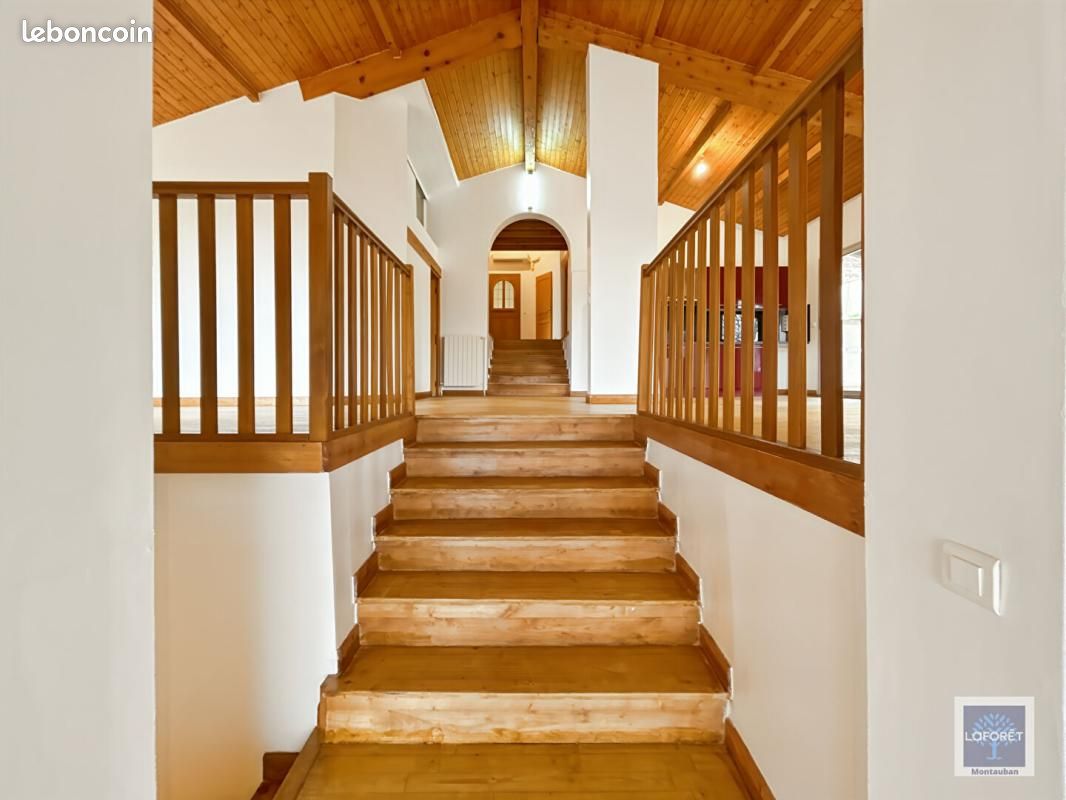 Maison 5 pièces 160 m² · à Montauban · 160 m² · 1 300 €/mois