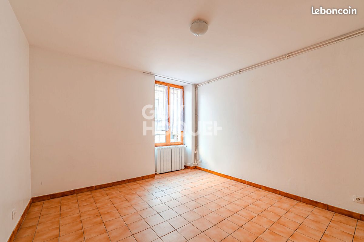 Appartement 3 pièces 51 m² · à Chantilly · 51 m² · 240 000 €
