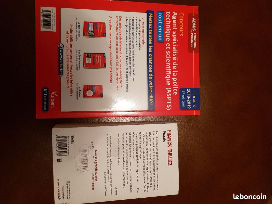 Livres policier et scientifique (image 2)